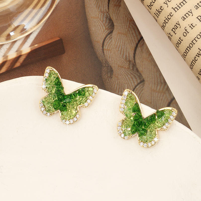 Fresh Emerald Stone Border Diamond Earrings