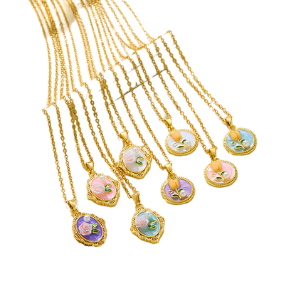 Vintage Garden Drip Oil Floral Pendant