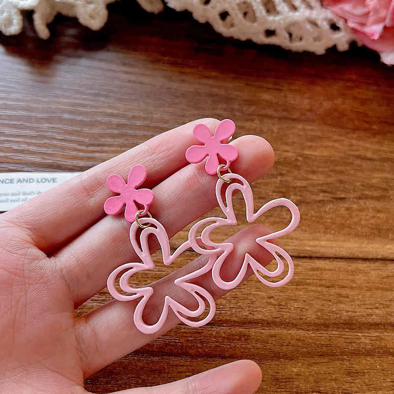 Sweet Pink Flower Earrings