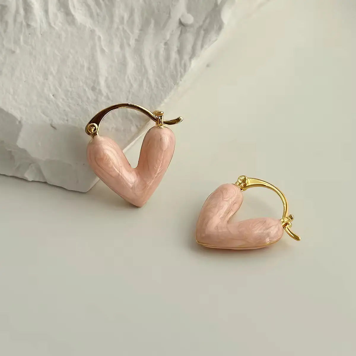Rose Enamel Heart Earrings Yiwu Baochai E-Commerce Firm