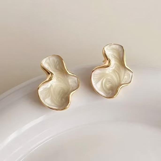 White Oil Cloud Earrings