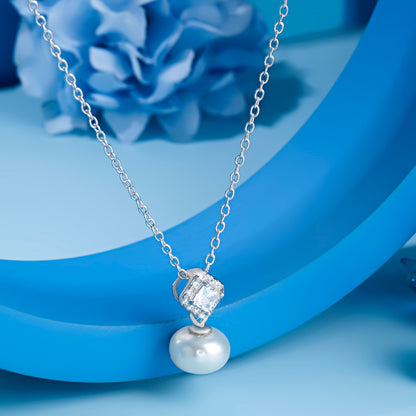 'Iridescent Pearl' Silver Pendant
