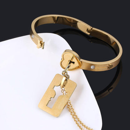 Couple Lock & Key Jewelry Set for Women & Men