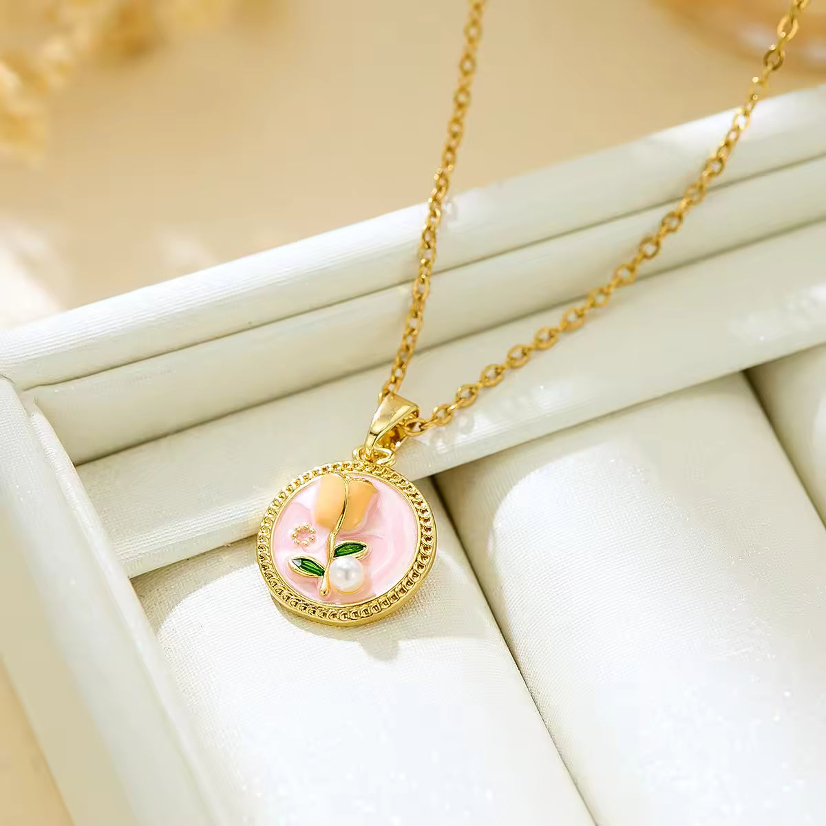 Vintage Garden Drip Oil Floral Pendant