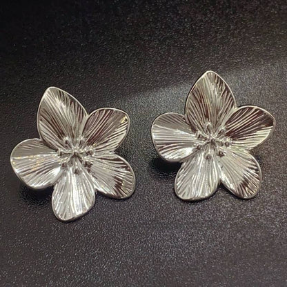 Five-Petal Flower Earrings for Women Yiwu Baochai E-Commerce Firm