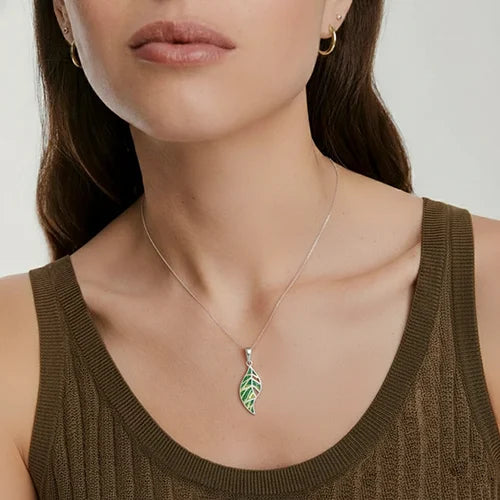 Emerald Veil Leaf Pendant Necklace (925 Sterling Silver) Silvish