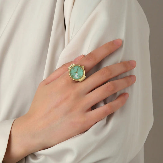 Clover Mini Dial Ring Watches Silvish