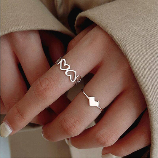 Love Pulse Minimal Heart Ring Set