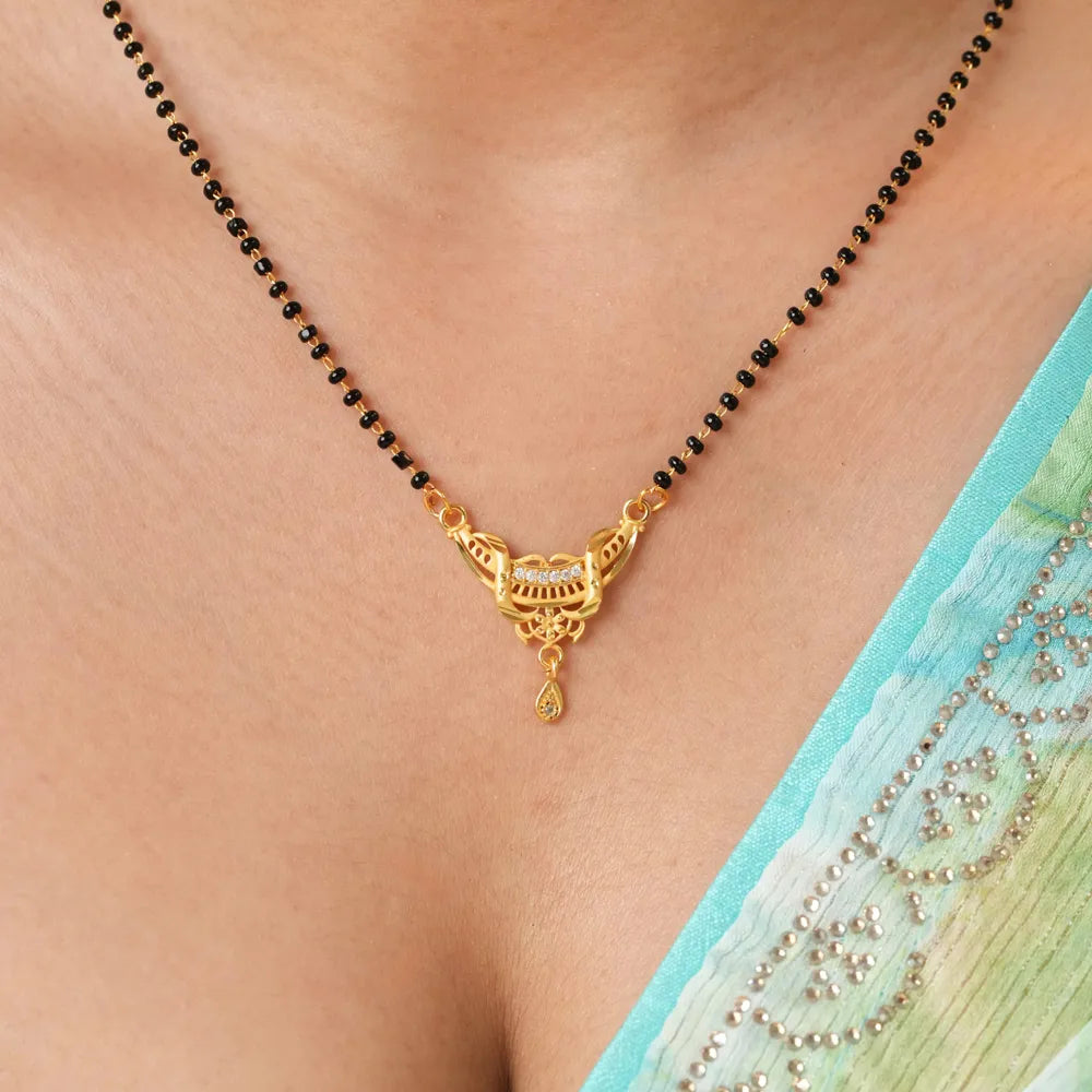 Deepika Mangalsutra shreeji