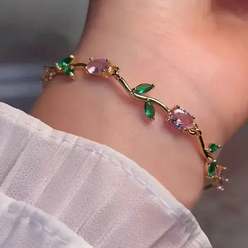 Princess Aura Tulip Bracelet Yiwu Lucia Jewelry Co. Ltd.